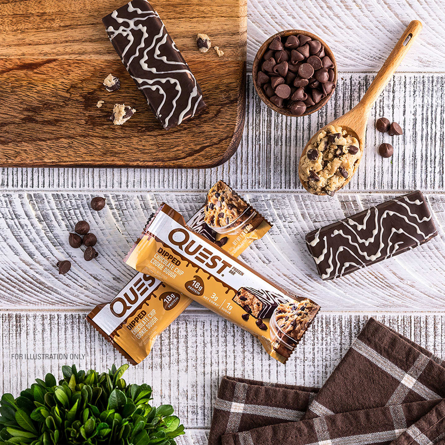 dipped-chocolate-chip-cookie-dough-protein-bar-b7 qst-012268_dipped-chocolate-chip-cookie-dough-protein-bar_7.png